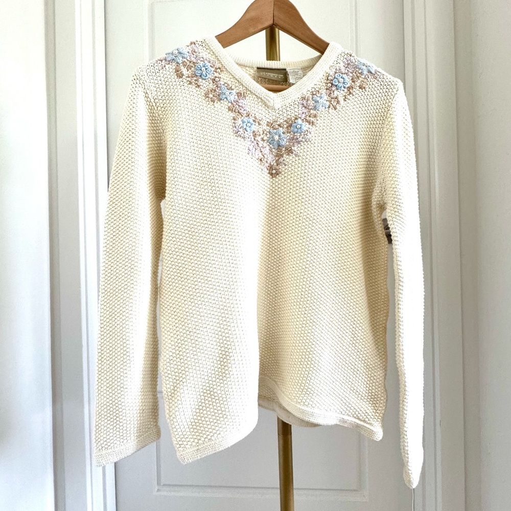 Vintage Grannycore Y2K Pullover V Neck Embroidered Sweater Size S
